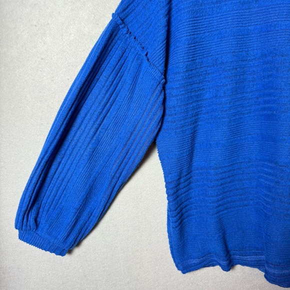 Umgee USA Women’s Royal Blue long Puff Sleeve Lightweight Sweater Top size M - Picture 4 of 7